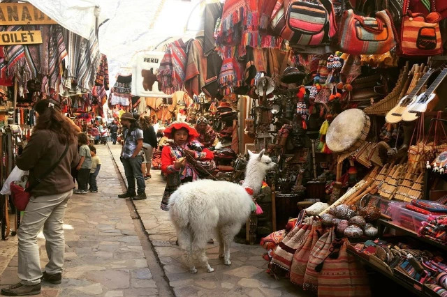 pisac market