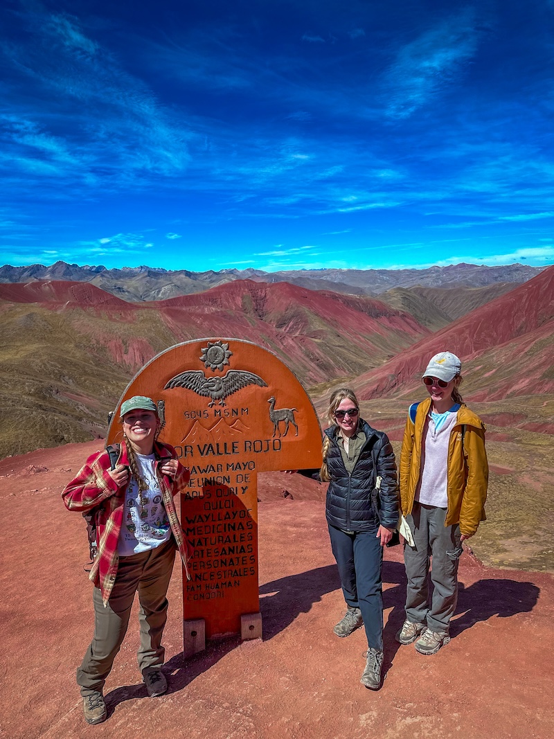 Rainbow Mountain and Red Valley 
